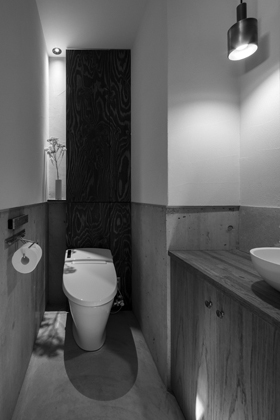 ネコと器と暮らす家